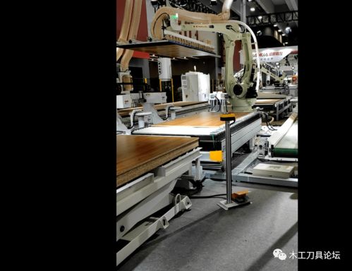 智造未來 探秘現(xiàn)代家具木門全自動(dòng)智能生產(chǎn)線